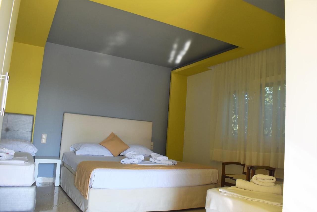 Studios Apartments Irini Patira Потос Екстериор снимка