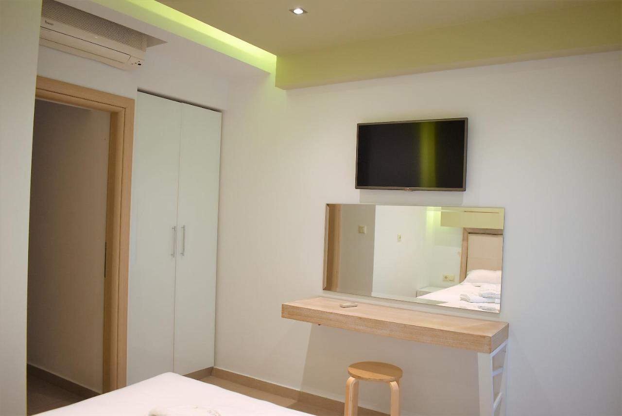 Studios Apartments Irini Patira Потос Екстериор снимка