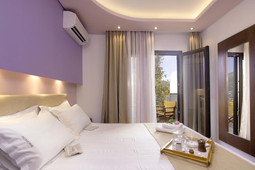 Studios Apartments Irini Patira Потос Екстериор снимка